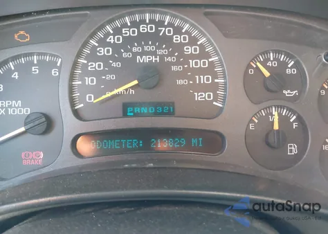 2003 Chevrolet Silverado 1500 Ls z USA, uszkodzony, nr VIN 2GCEK19T831102545